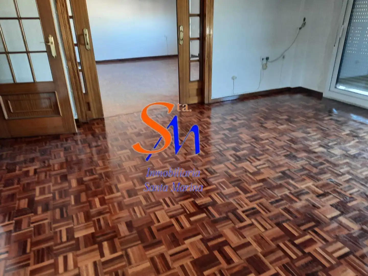 Flat with lift for sale in Avenida de Cristobal Colón 12d, imagen 3