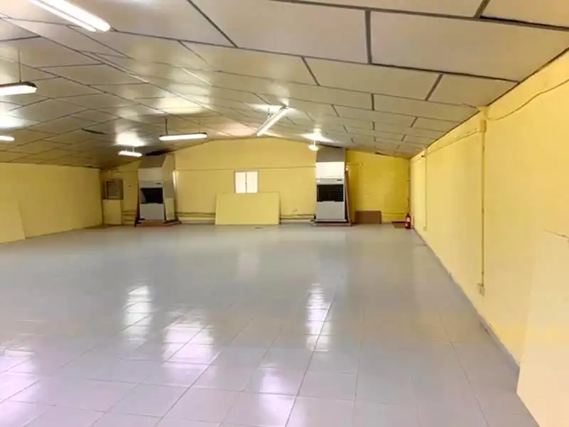 Fabrikhallen zum Verkauf in Zona Calvario