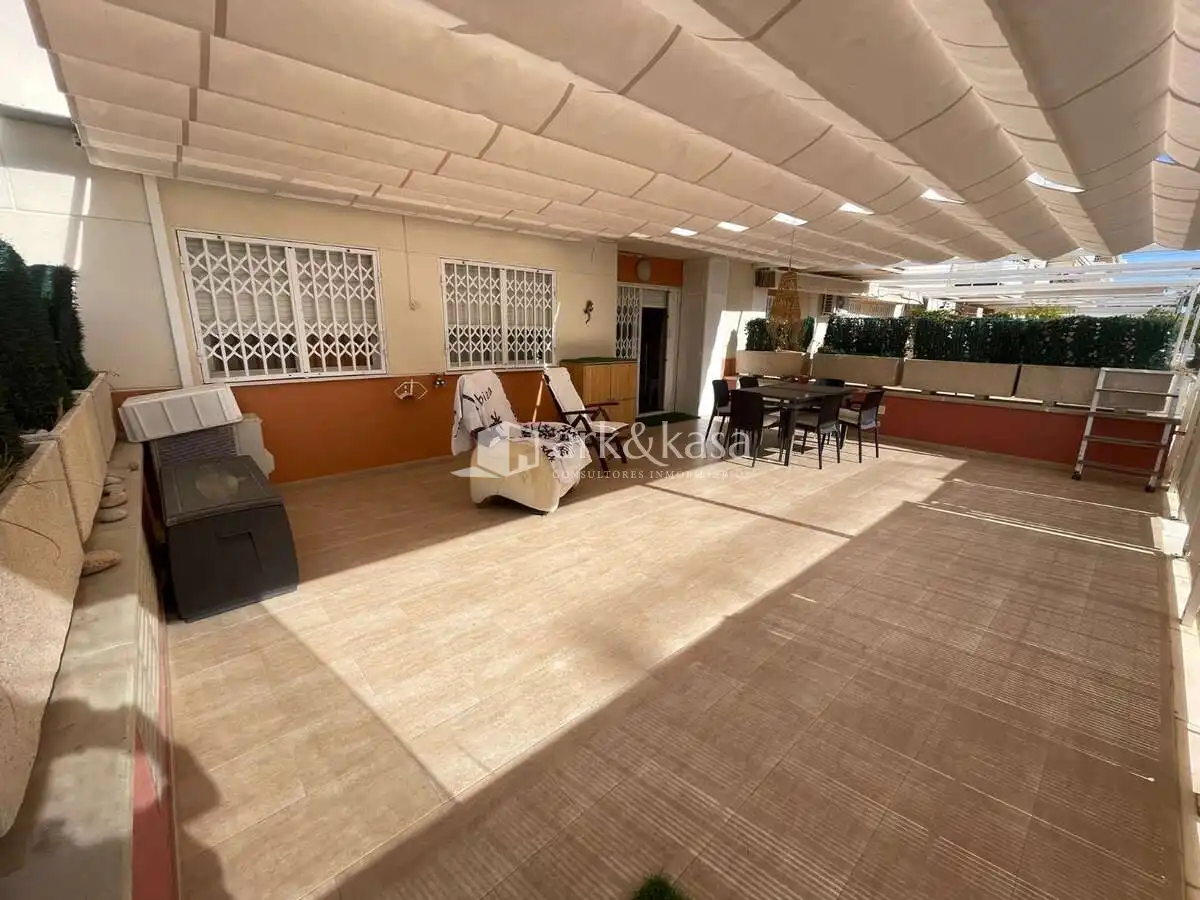 Terrassa de Apartament de lloguer en Almenara, Castellón