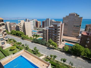 Apartment with pool to rent in Calle SAN SEBASTIAN