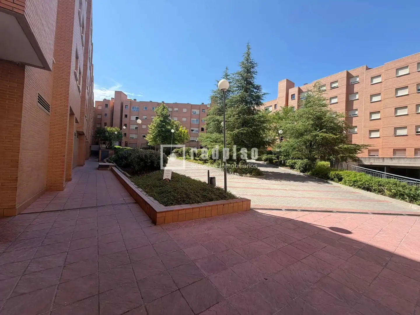 Außenansicht von Wohnung zur Miete in Alcorcón mit Heizung und Privatgarten