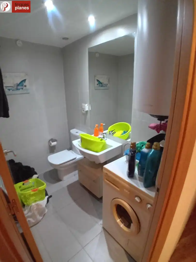 Baño de Piso en venta en Montferrer i Castellbò con Calefacción, Terraza y Amueblado