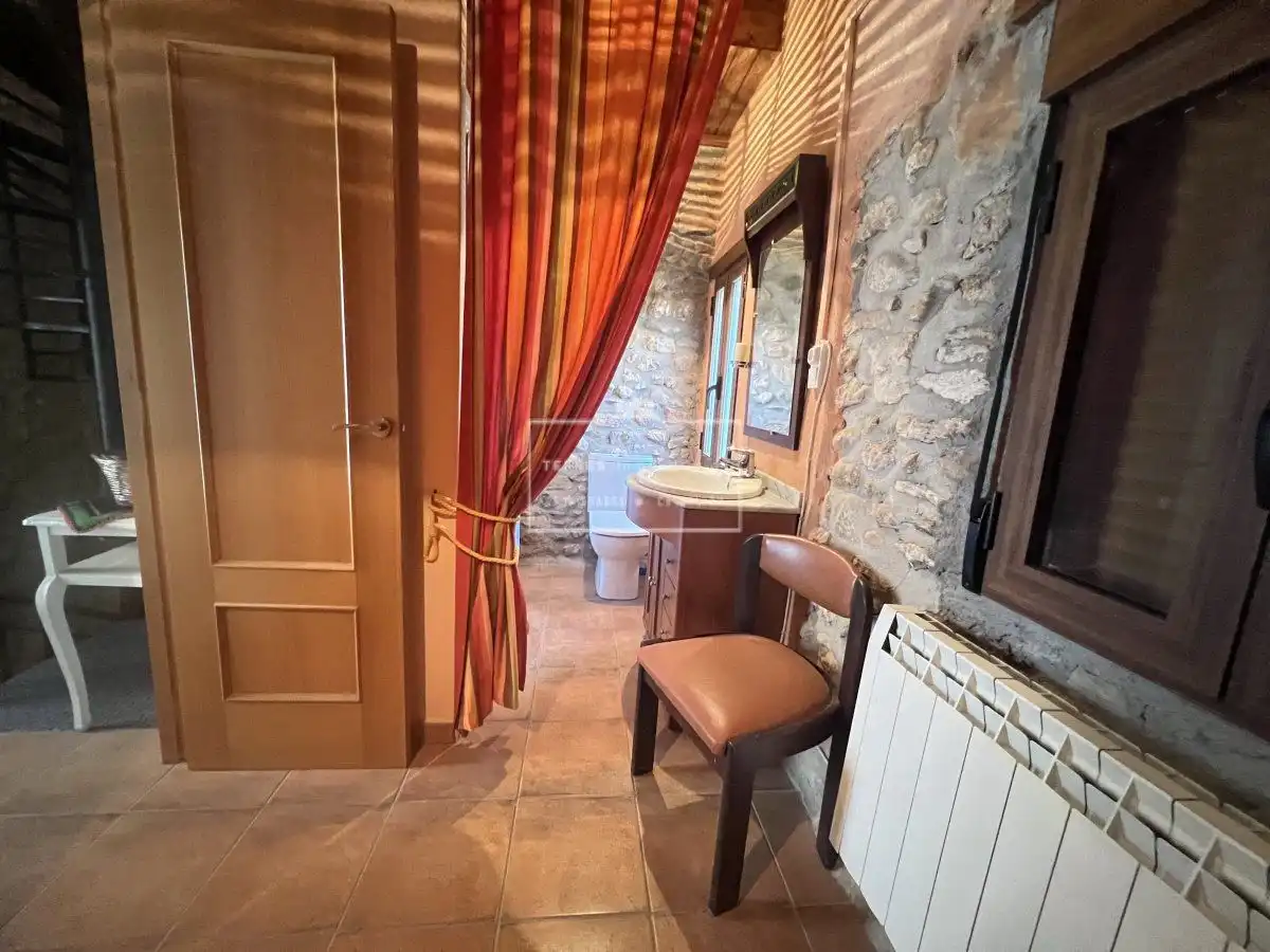 Badezimmer von Haus oder Chalet zum Verkauf in Benlloc mit Möbliert