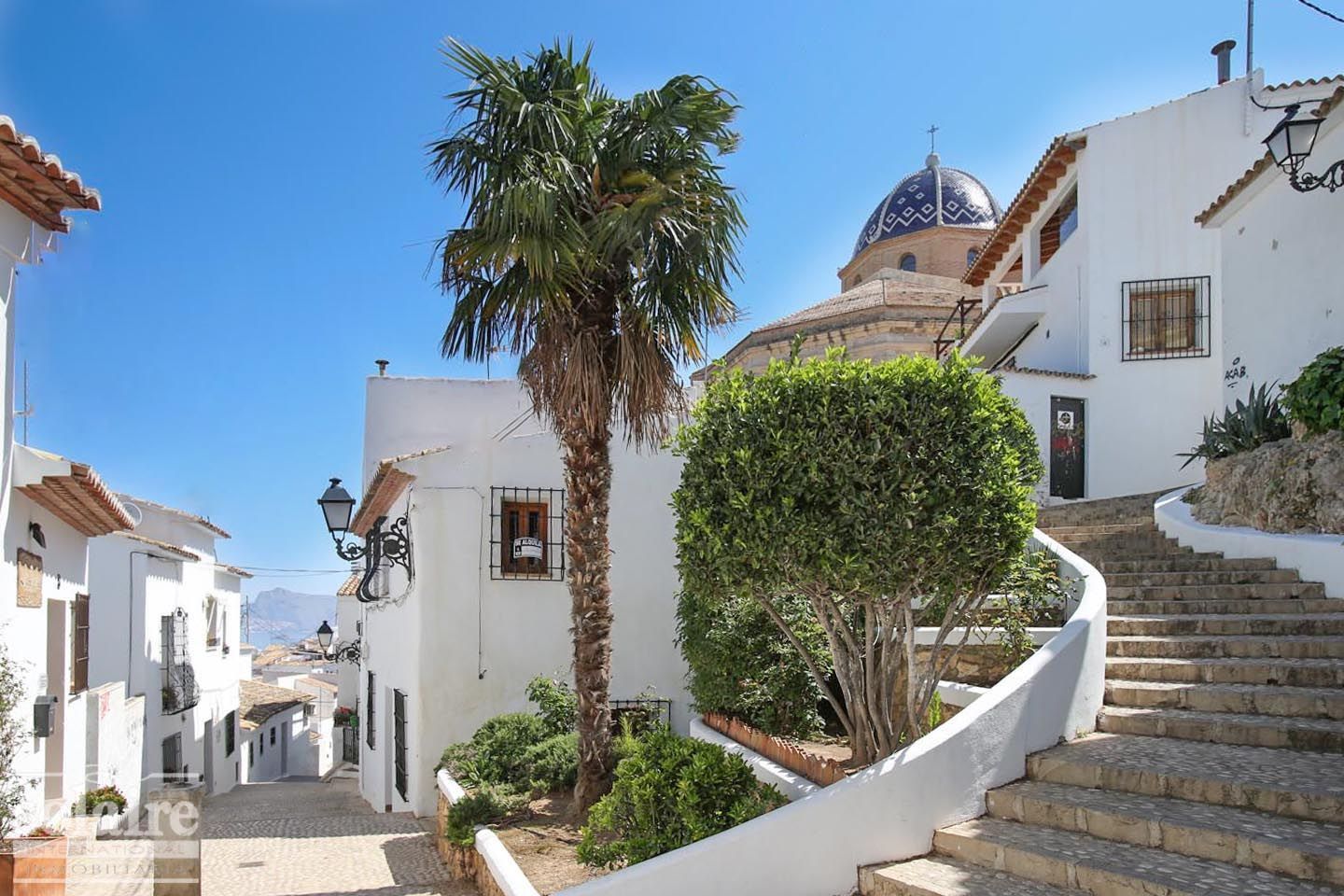 Vista exterior de Local en venda en Altea amb Aire condicionat