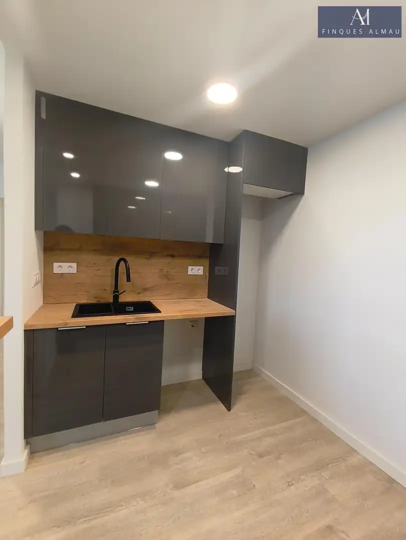Ground floor for sale in Centre Vila, imagen 23