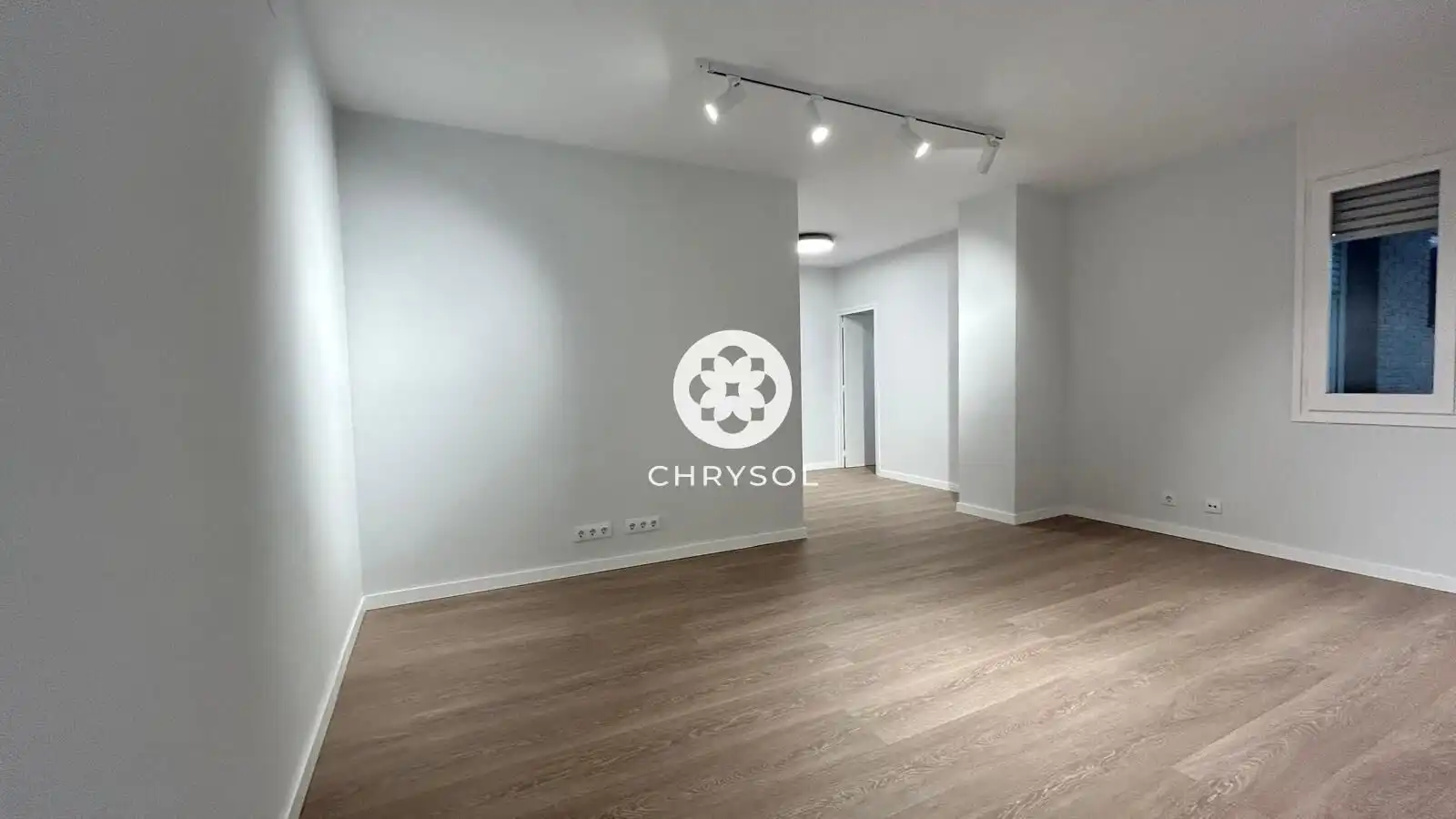 Living room of Office for rent in Barcelona  with Air Conditioner and Heating