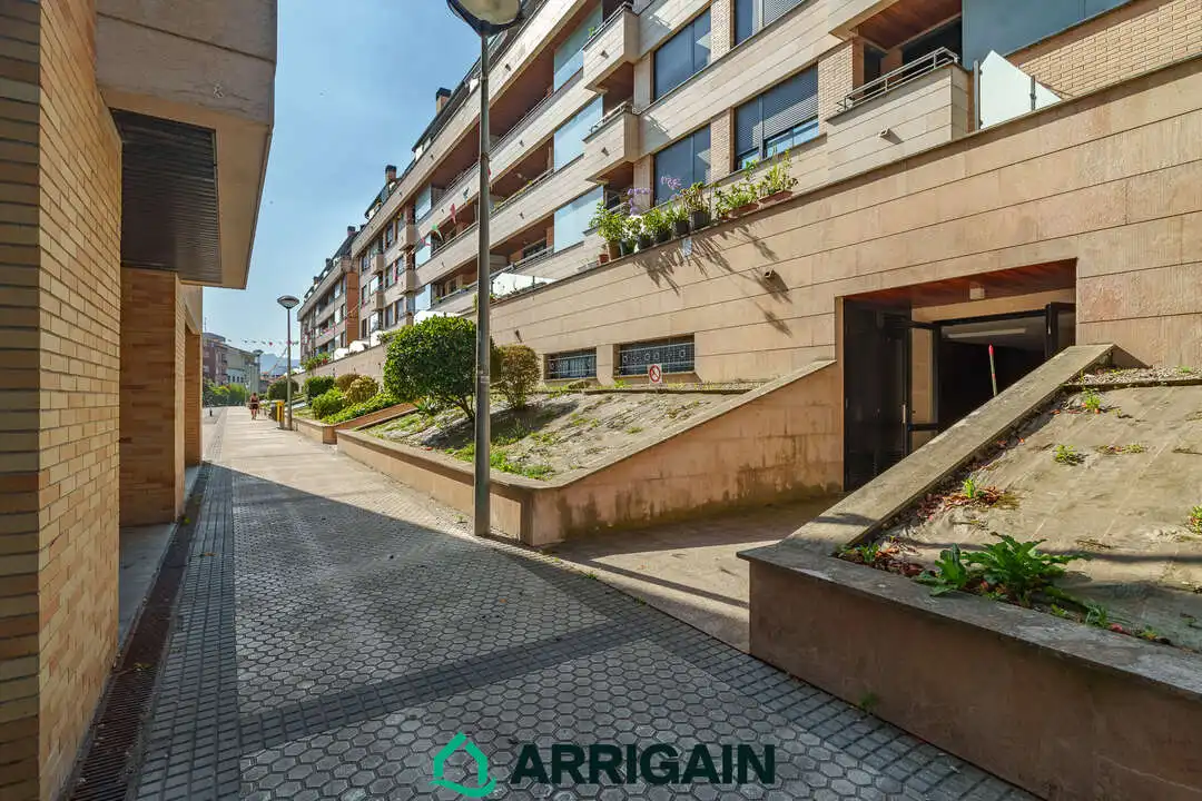 Vista exterior de Piso en venta en Donostia - San Sebastián  con Calefacción, Terraza y Alarma