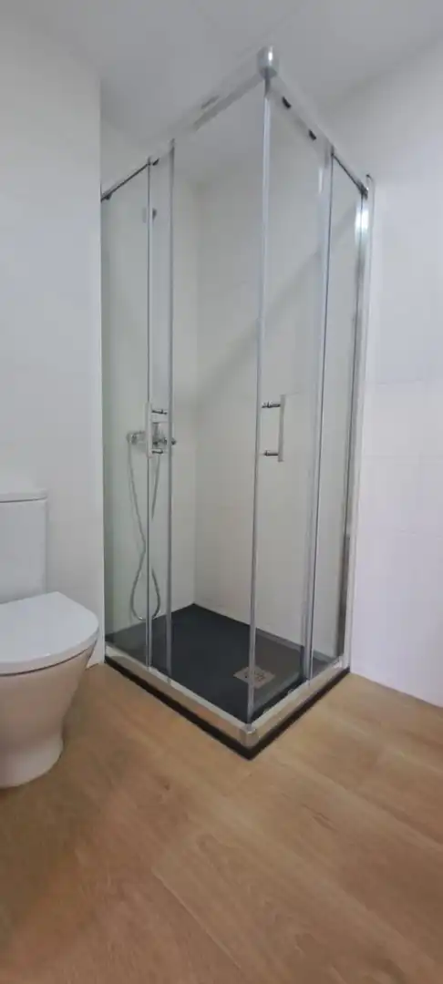 Baño de Piso de alquiler en Brunete con Aire acondicionado, Calefacción y Terraza