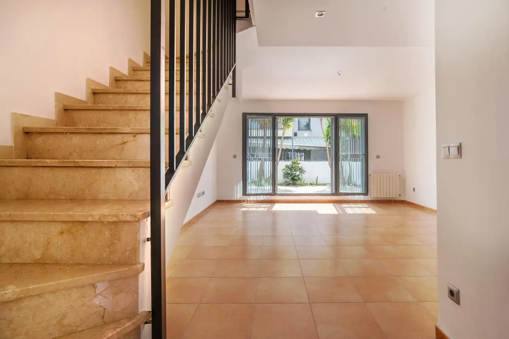 Casa a schiera con giardino in vendita a Alfafar, imagen 4