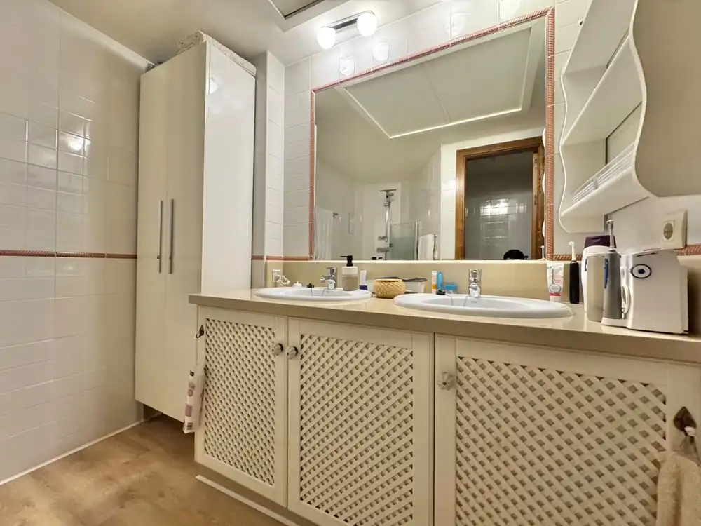 Apartamento con piscina en venta en Punta Prima, imagen 33