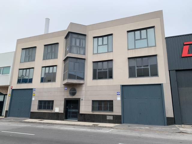 Local comercial en Alquiler en La Luz - El Torcal