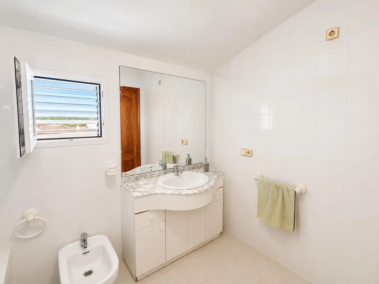Bany de Àtic en venda en Torrevieja amb Aire condicionat, Moblat i Rentadora