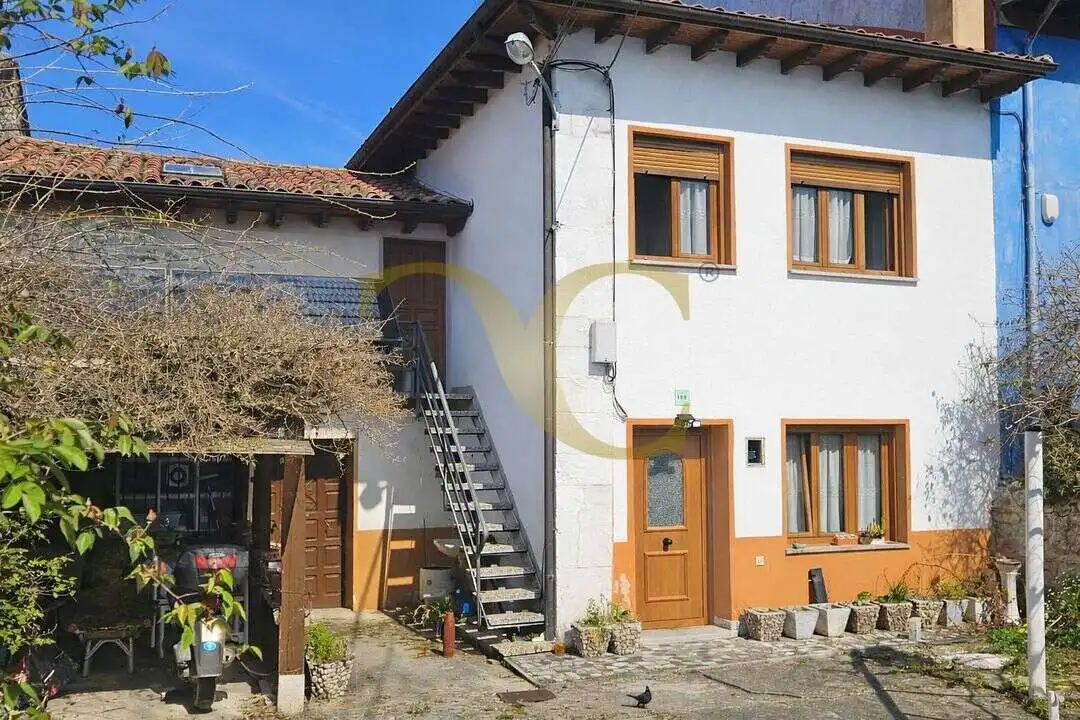 House with garden for sale in Nueva de Llanes, imagen 2