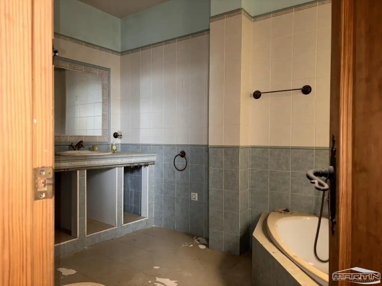 Bathroom of Flat for sale in Encinas Reales  with Terrace