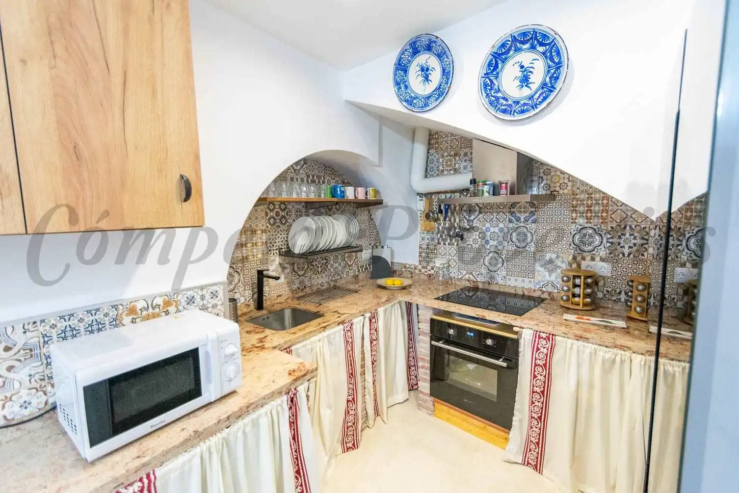 Cuina de Casa o xalet en venda en Torrox amb Terrassa