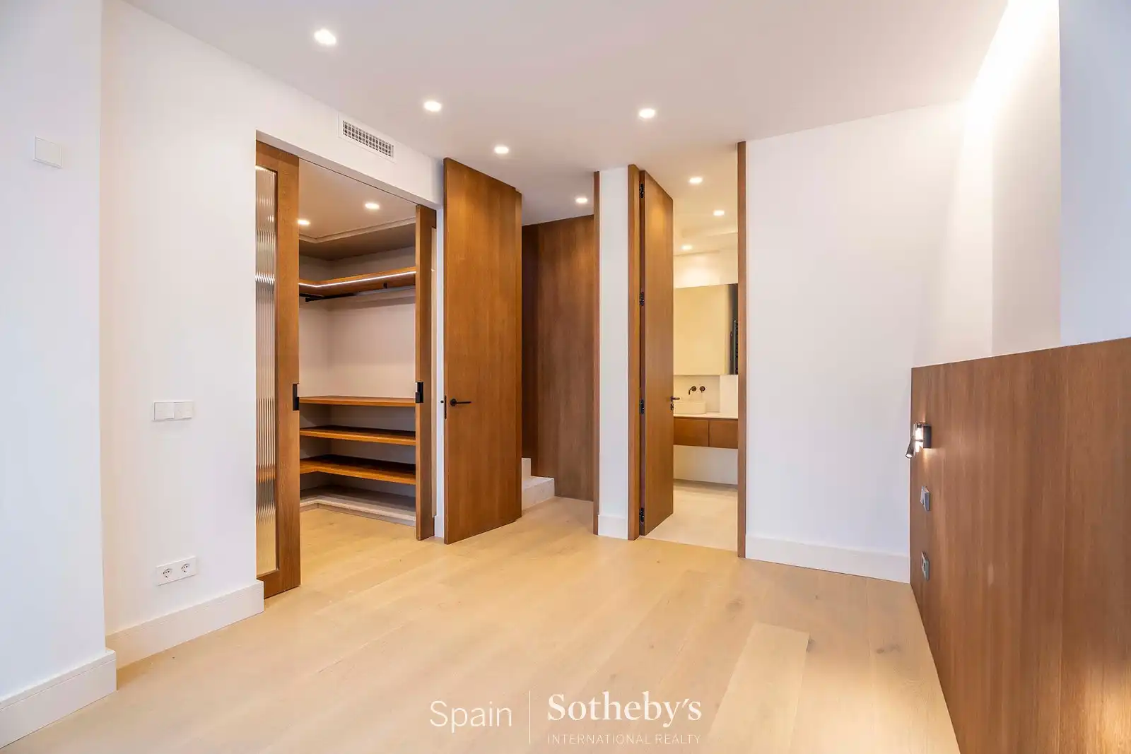 Mini appartamento con ascensore in vendita a Calle de las Fuentes, imagen 43
