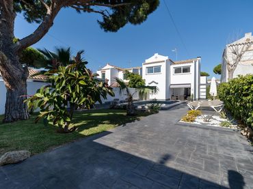 Villa à vendre à Calle Calle Vieira