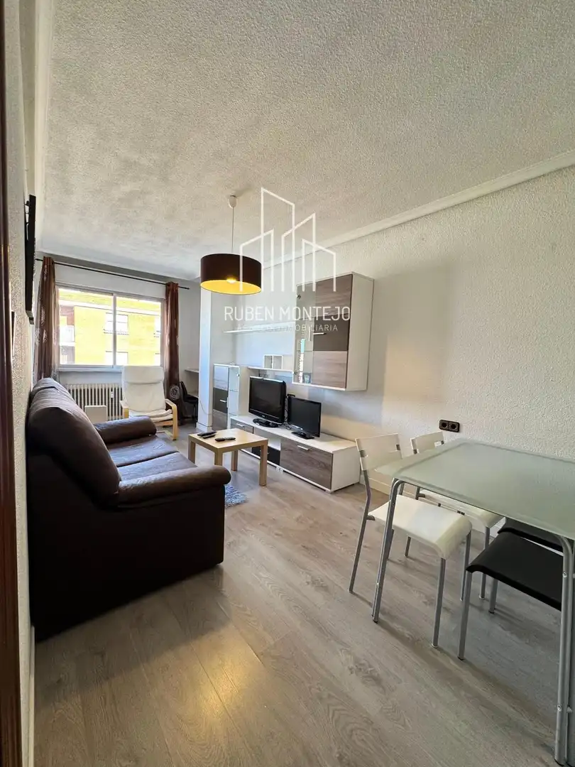 Außenansicht von Wohnung zur untervermieten in Salamanca mit Heizung, Terrasse und Möbliert