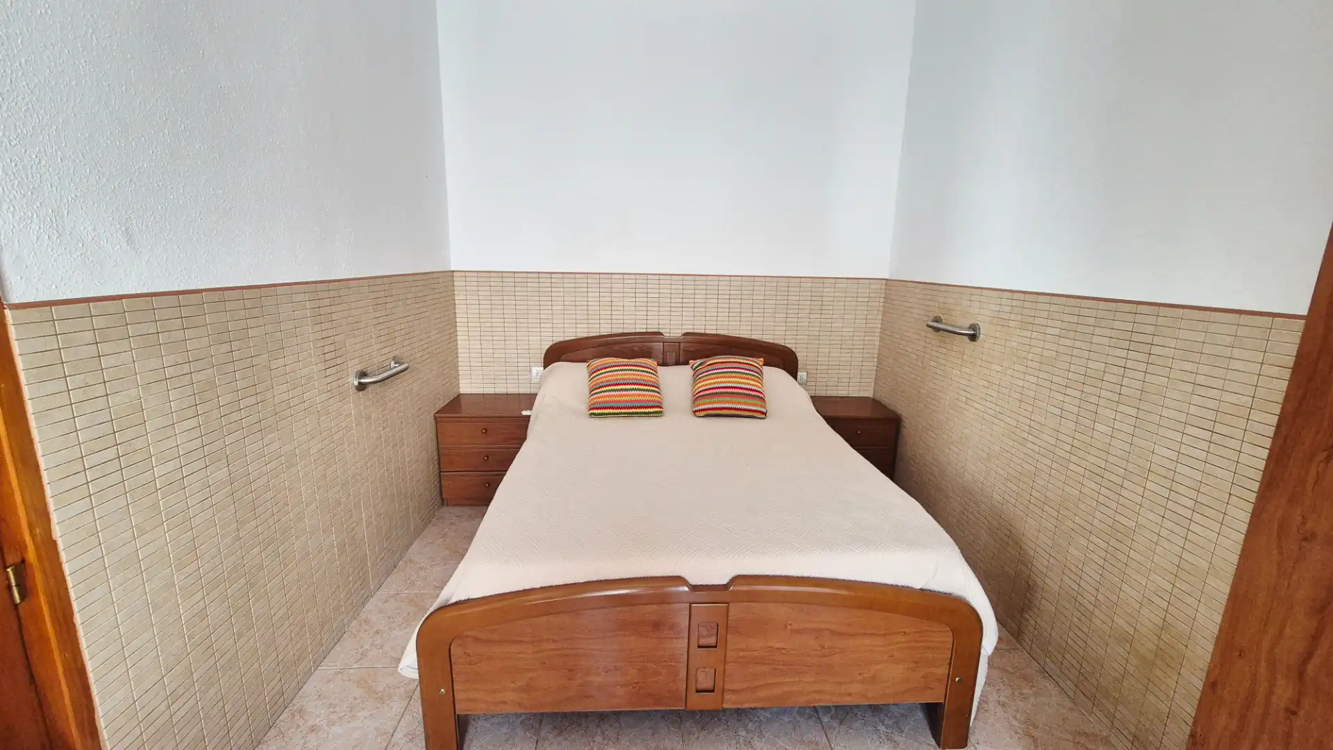 Dormitori de Casa o xalet en venda en Arenys de Mar amb Calefacció, Terrassa i Moblat