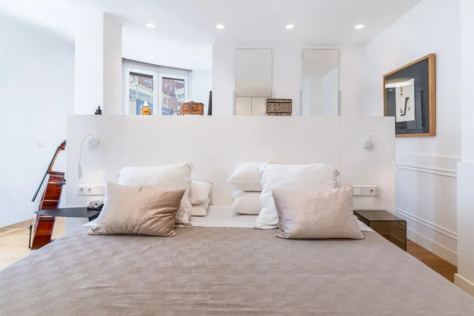 Schlafzimmer von Wohnung zur Miete in Valencia mit Klimaanlage und Heizung
