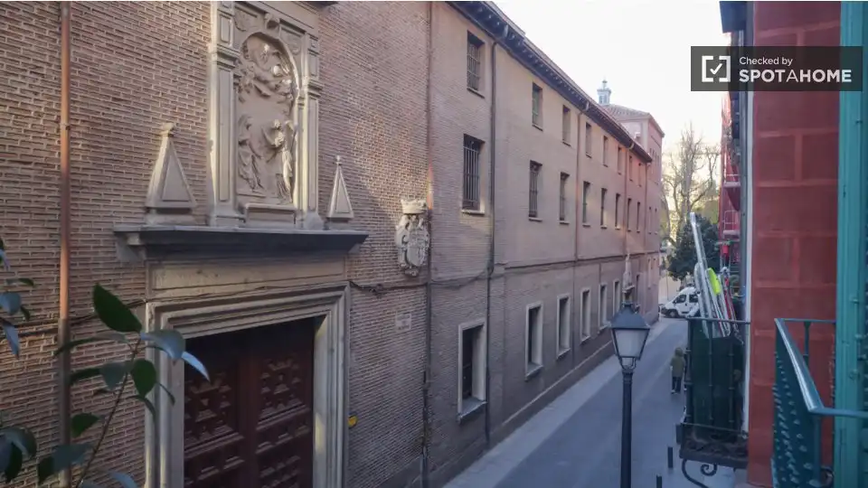 Habitación en Universidad - Malasaña
