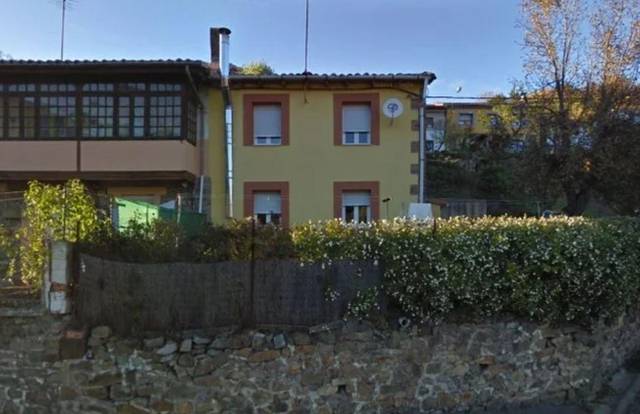 Casa-chalet en Venta en Sabero