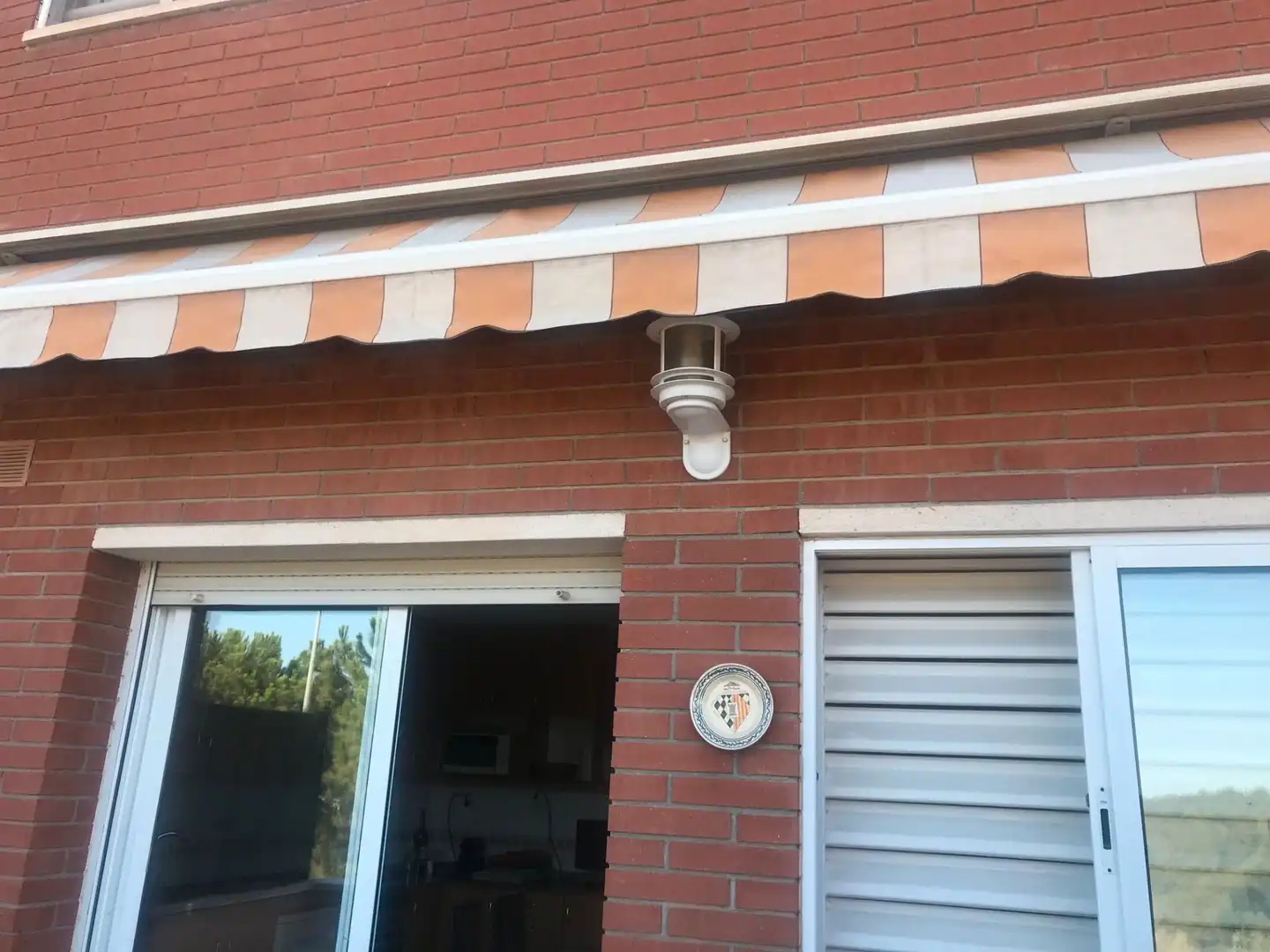 Vista exterior de Casa adosada en venta en Castellbisbal con Aire acondicionado, Calefacción y Jardín privado