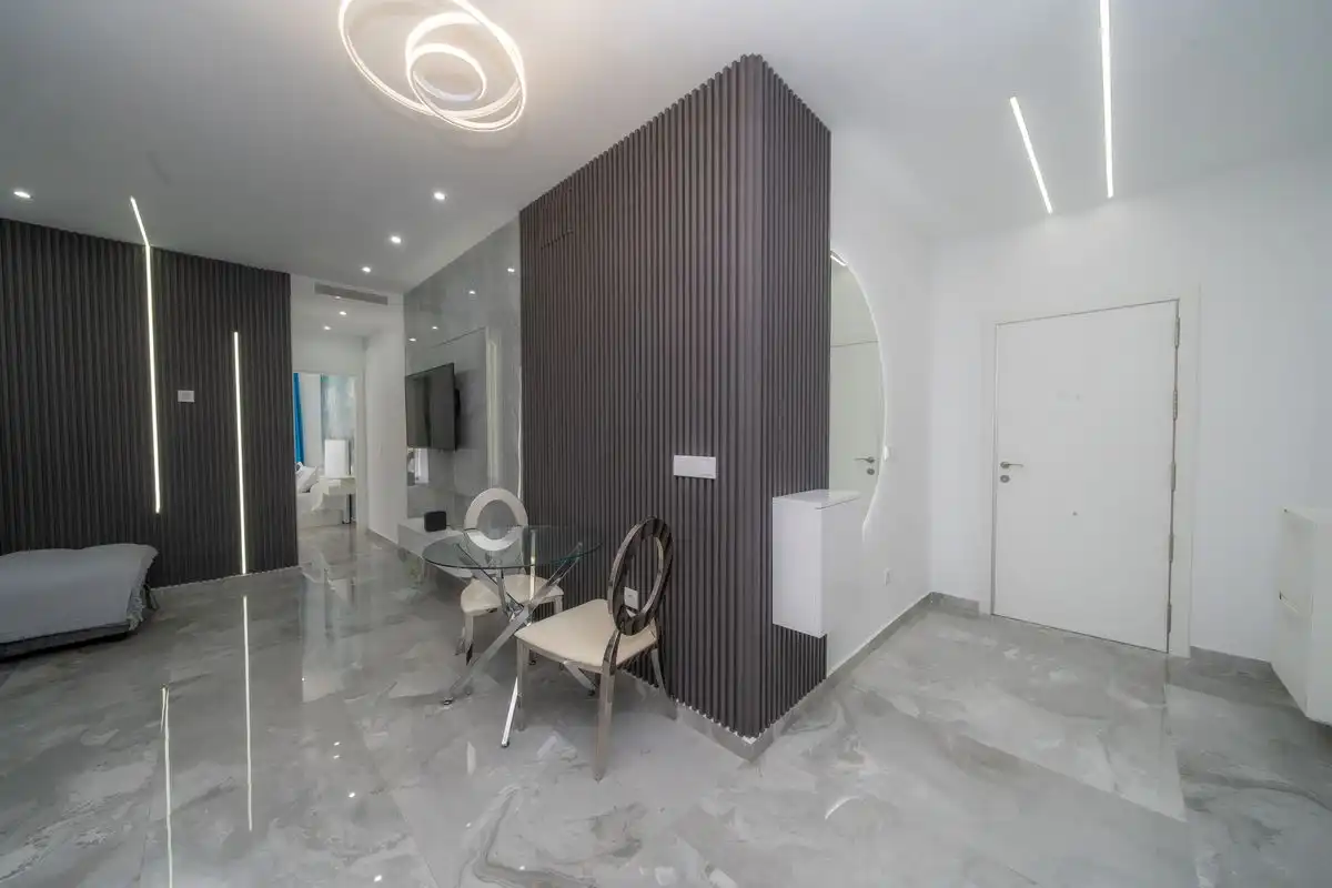 Ground floor with terrace for sale in Av. de Portugal, imagen 7