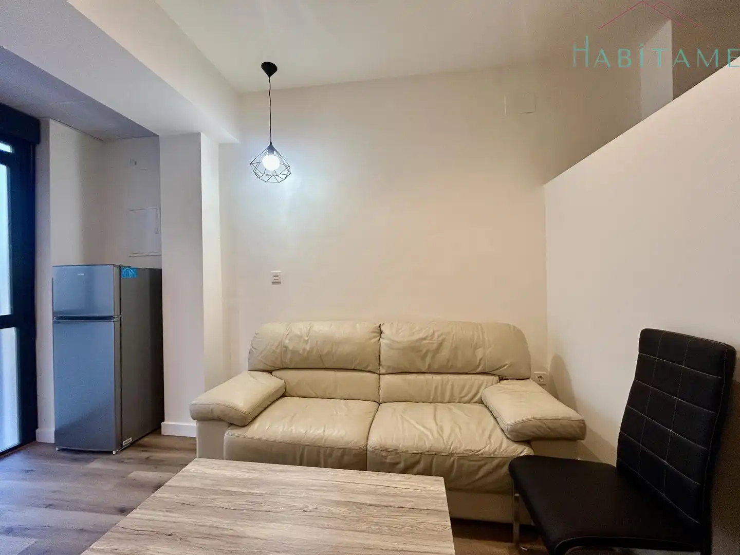 Living room of Study for rent in Genil