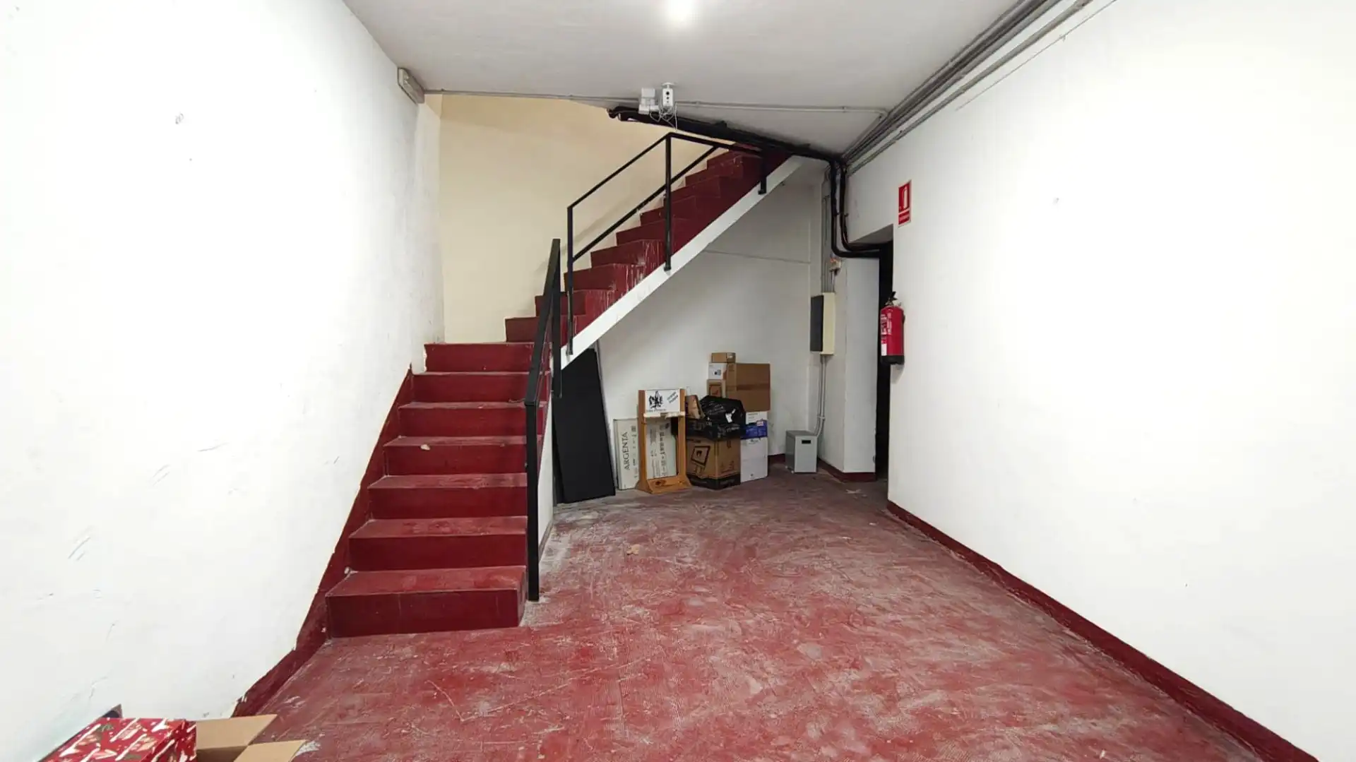 Local en traspaso en Barcelona con Aire acondicionado, Amueblado y Alarma