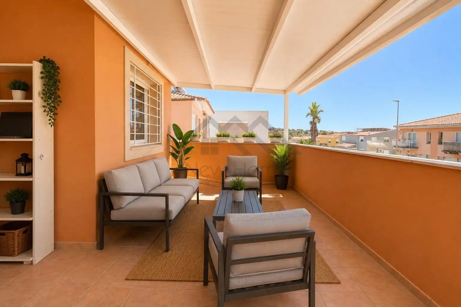 Terrassa de Casa adosada en venda en La Pobla de Vallbona amb Aire condicionat, Calefacció i Jardí privat