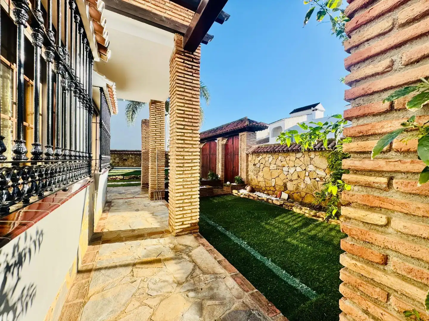 Chalet con terraza en venta en Calle Río Guadiaro 13, imagen 80