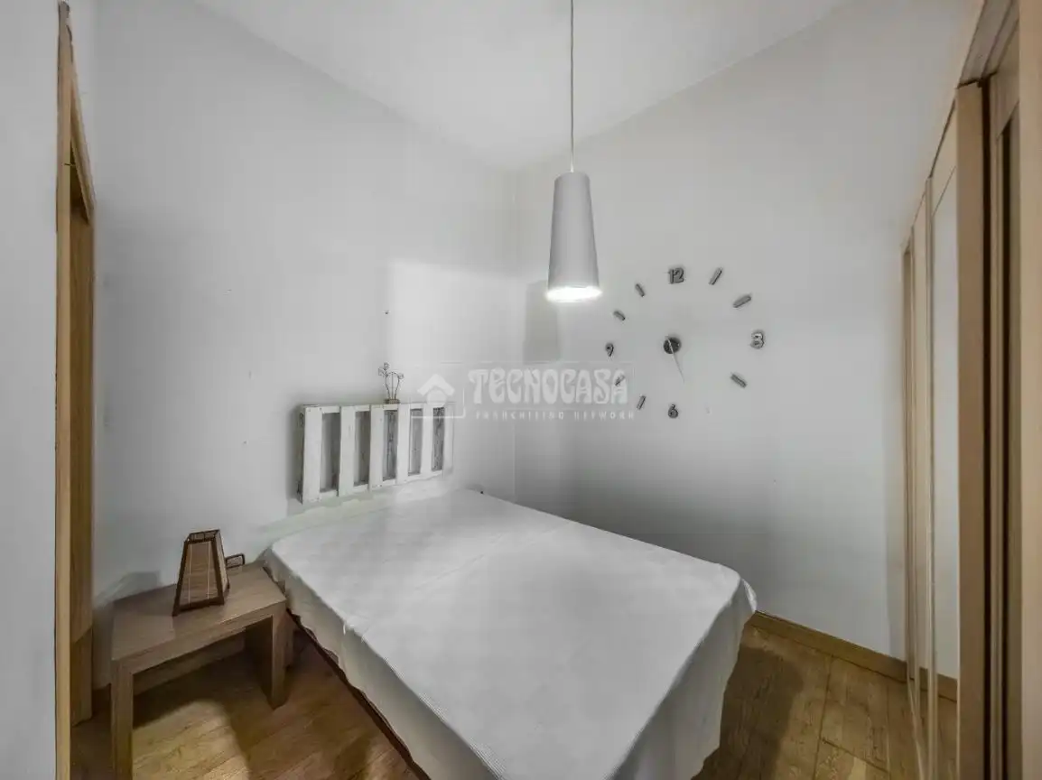 Habitación de Piso en venta en Madrid con Calefacción