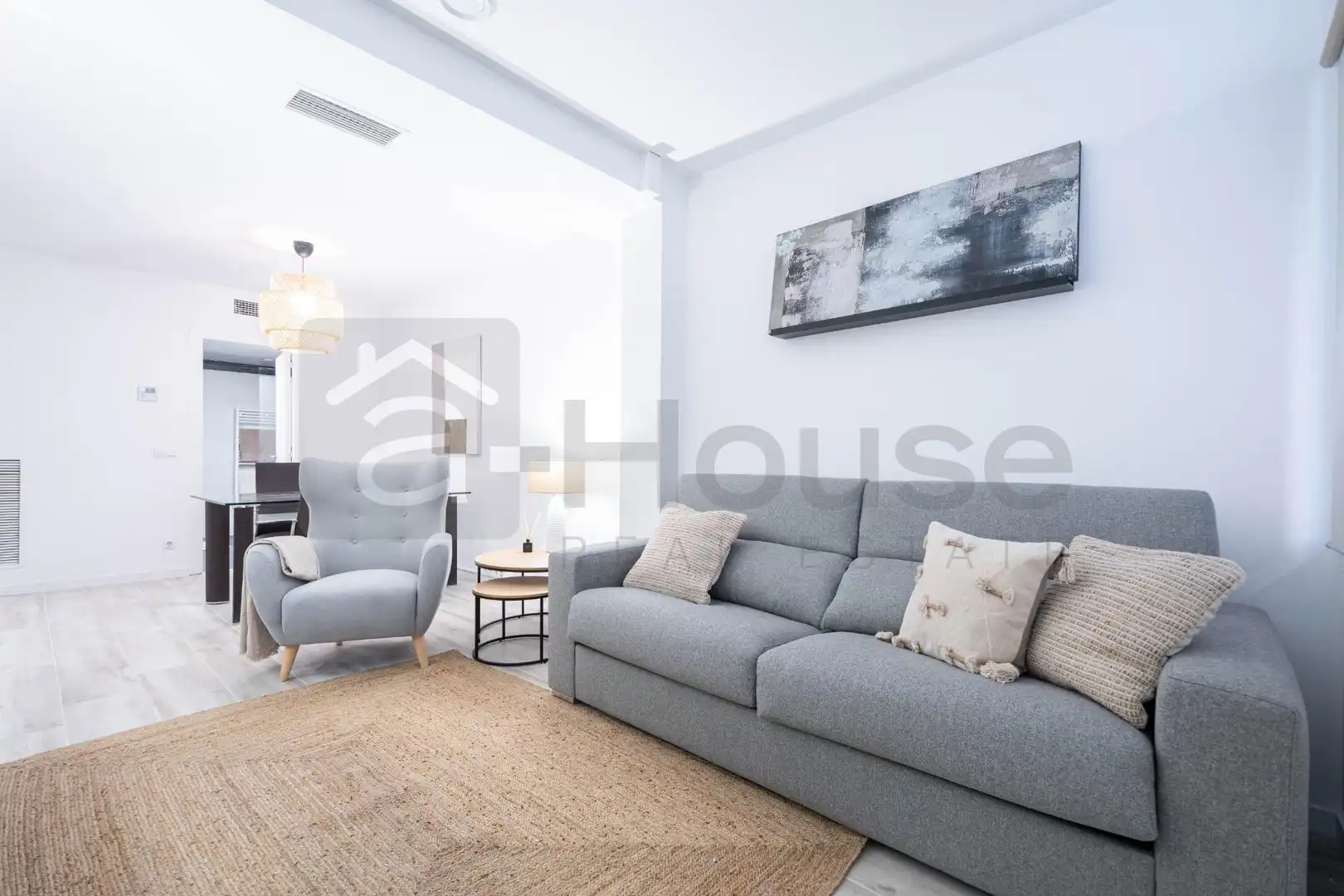 Living room of Flat for rent in Barcelona  with Air Conditioner, Heating and Parquet flooring