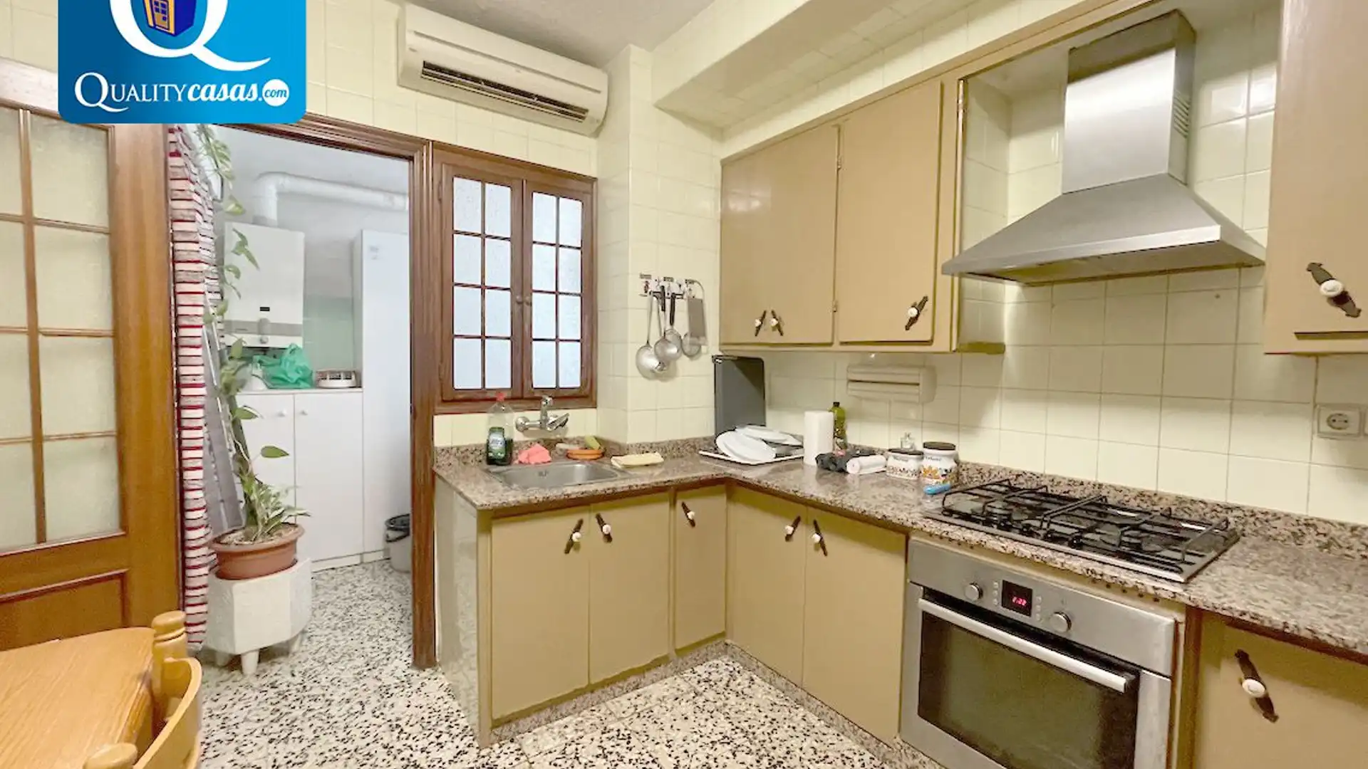 Cuina de Apartament en venda en Elche / Elx amb Aire condicionat i Terrassa