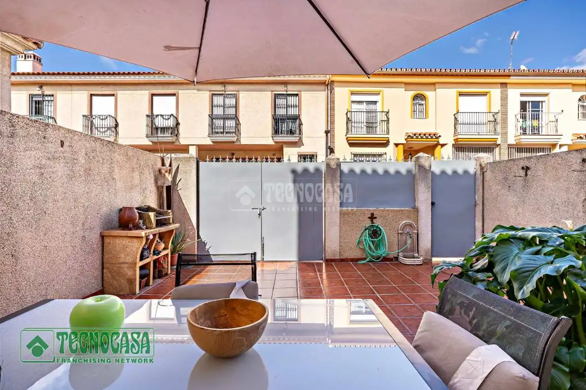 Terraza de Casa adosada en venta en Cártama con Aire acondicionado y Calefacción