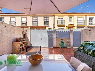 Casa aparellada en venda a Estación de Cártama