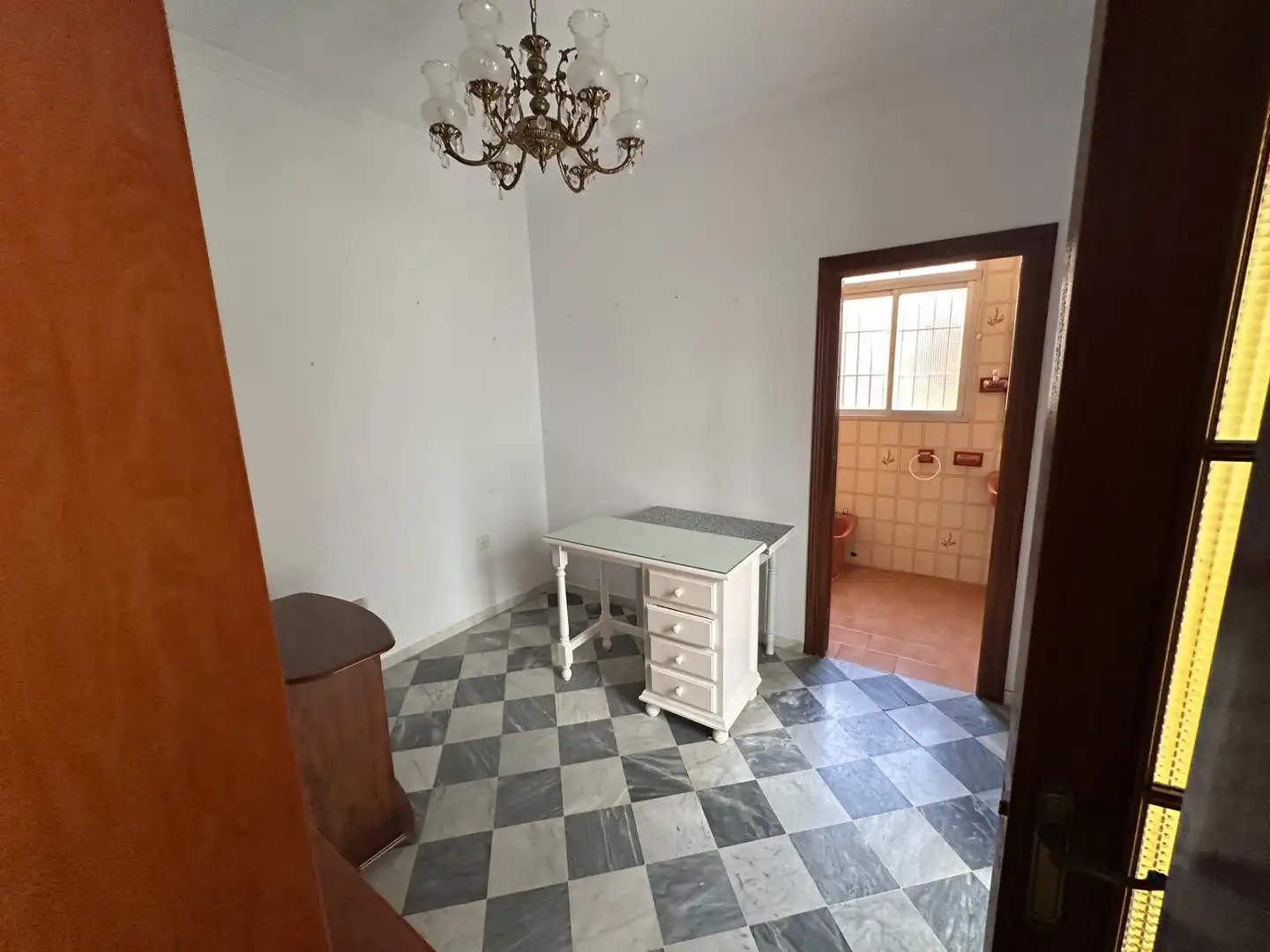 Piso en venta en Cádiz con Balcón
