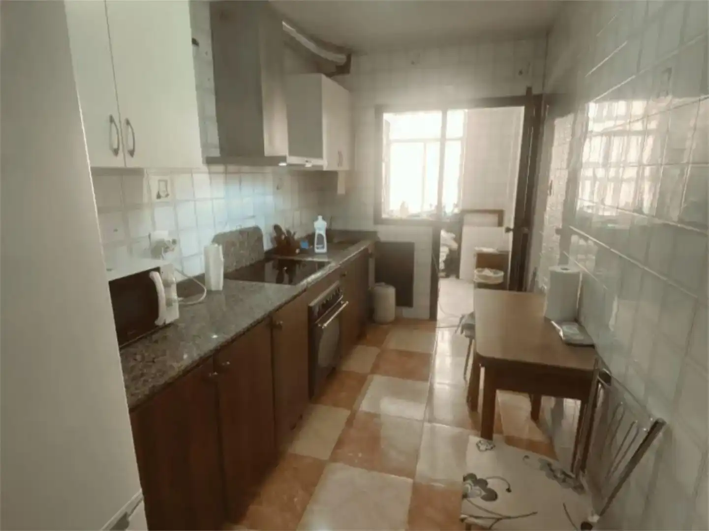 Kitchen of Flat for share in Elche / Elx  with Furnished and Balcony