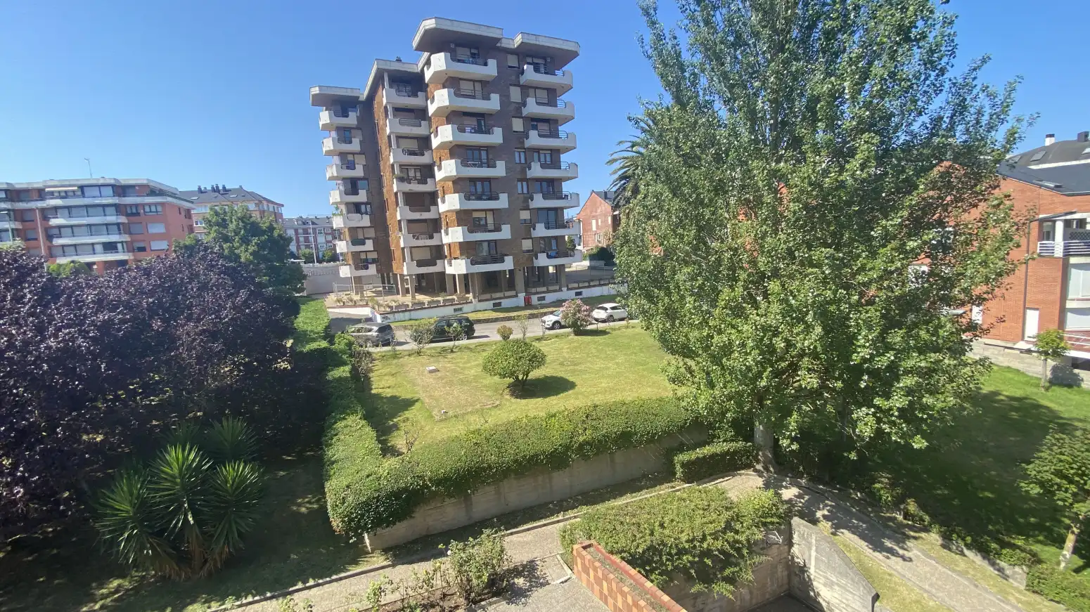 Außenansicht von Wohnung zum Verkauf in Santander mit Heizung, Privatgarten und Terrasse
