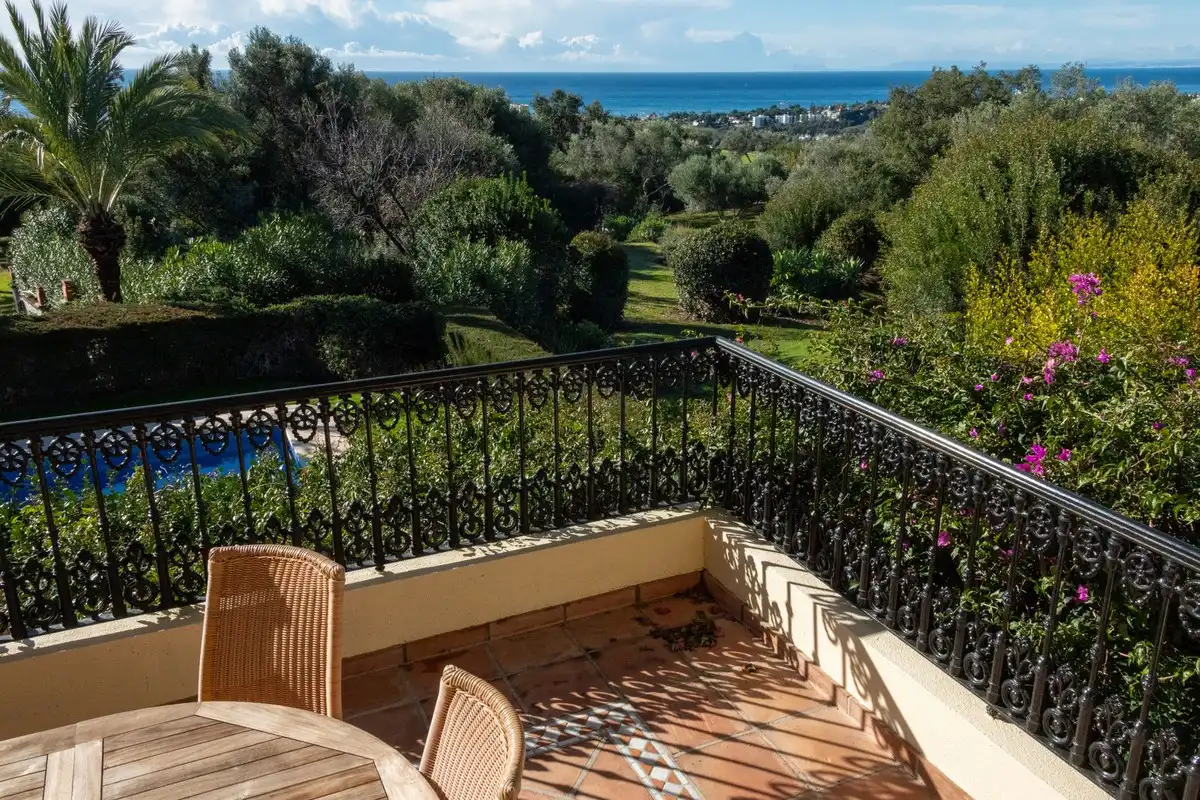 Casa amb piscina en venda a Marbella - Marbella,El Rosario,Avenida del Rosario, imagen 2