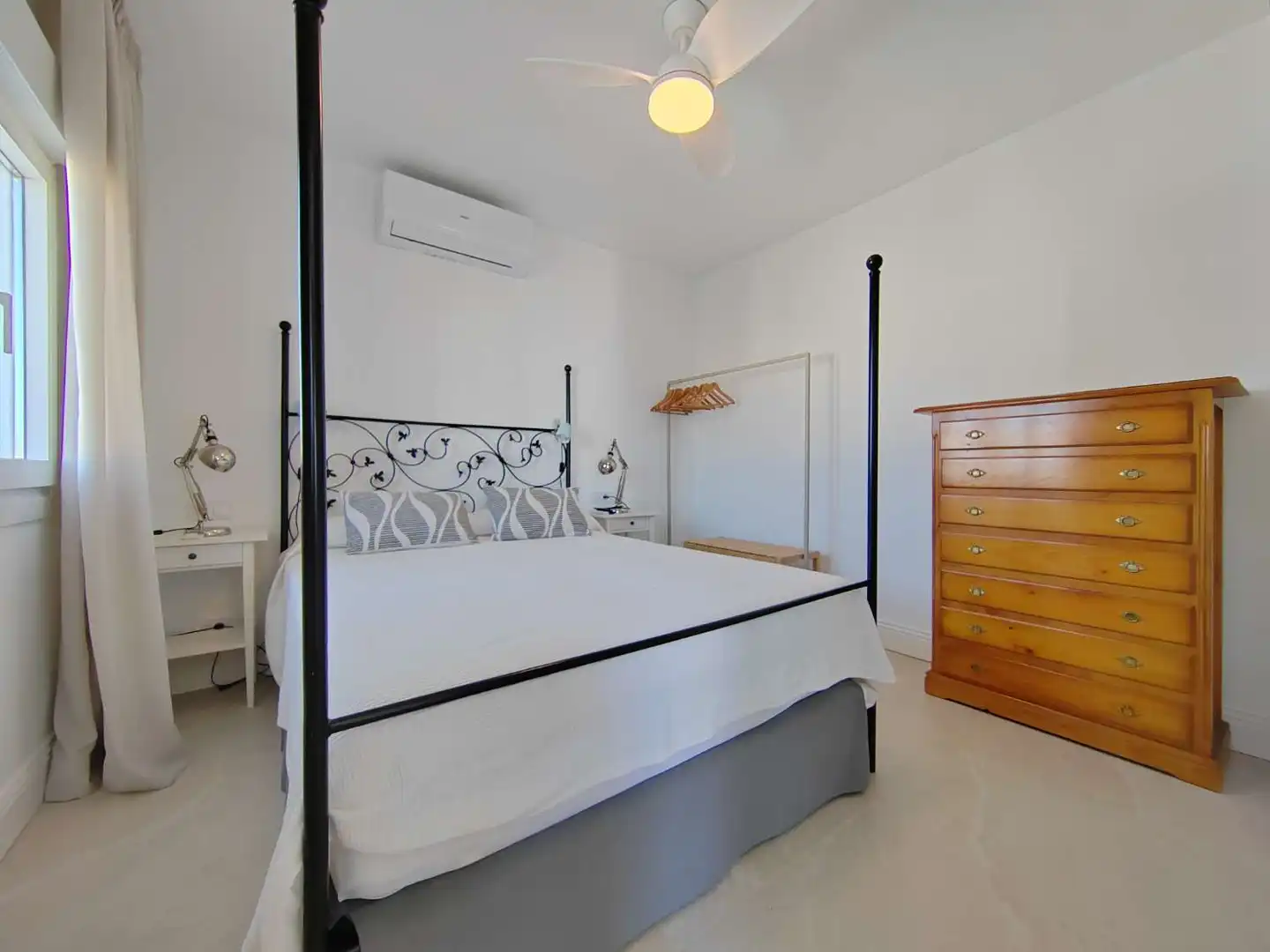 Schlafzimmer von Wohnung zur Miete in Vélez-Málaga mit Möbliert
