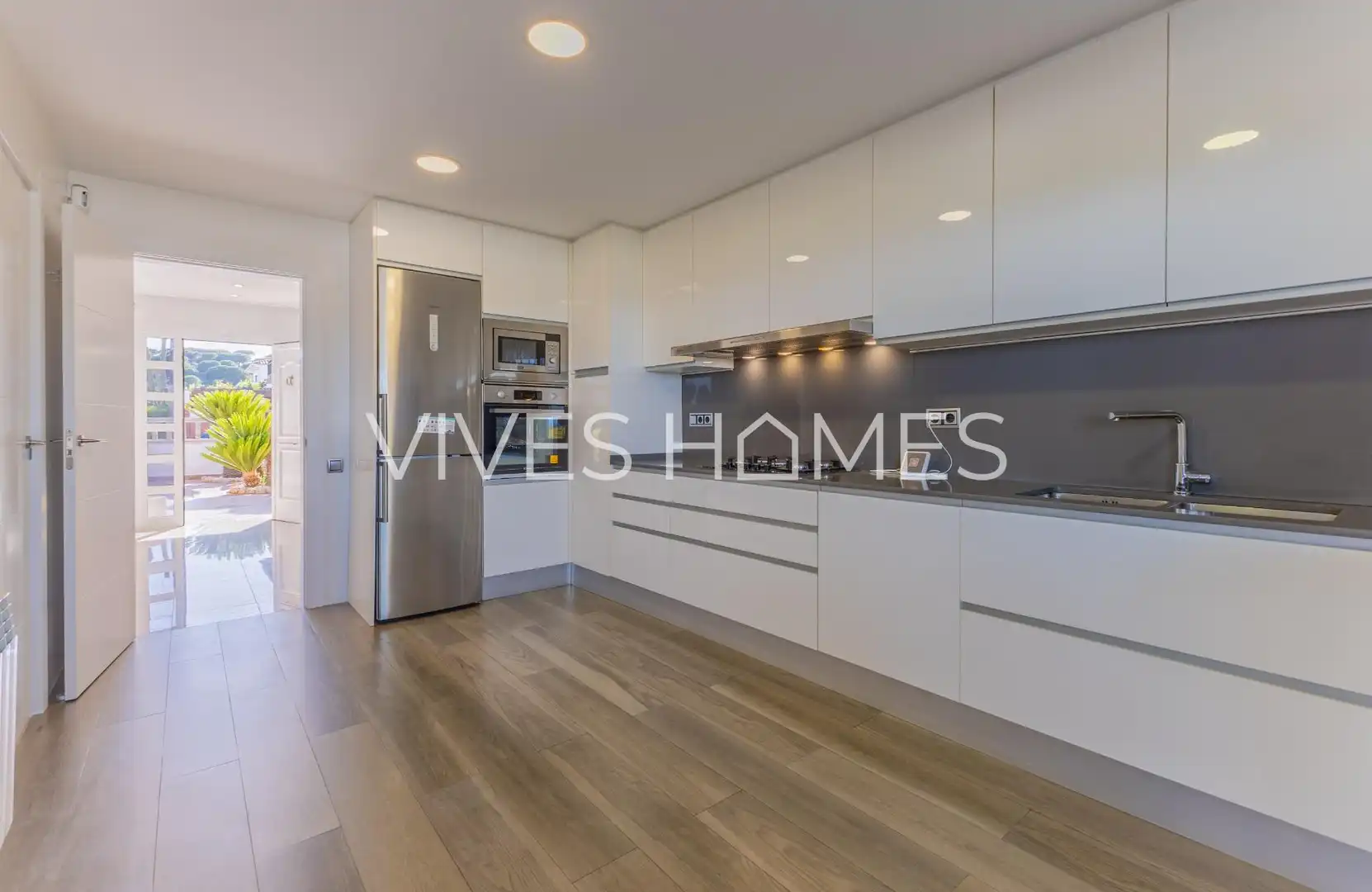 Kitchen of Houses for sale in Arenys de Mar  with Air Conditioner, Heating and Private garden