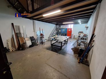 Industrial building to rent in Cantera Errepidea
