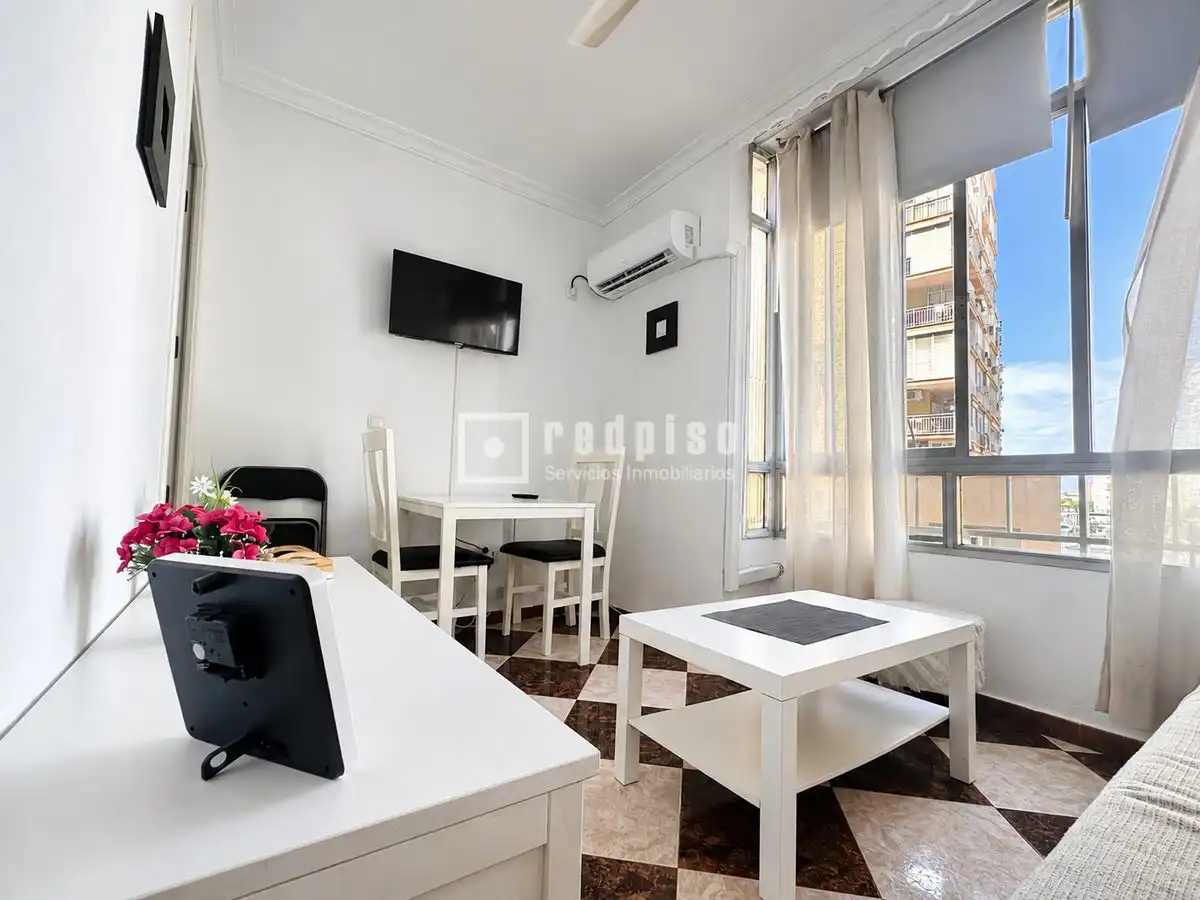 Bedroom of Flat for rent in Torremolinos  with Air Conditioner, Private garden and Swimming Pool