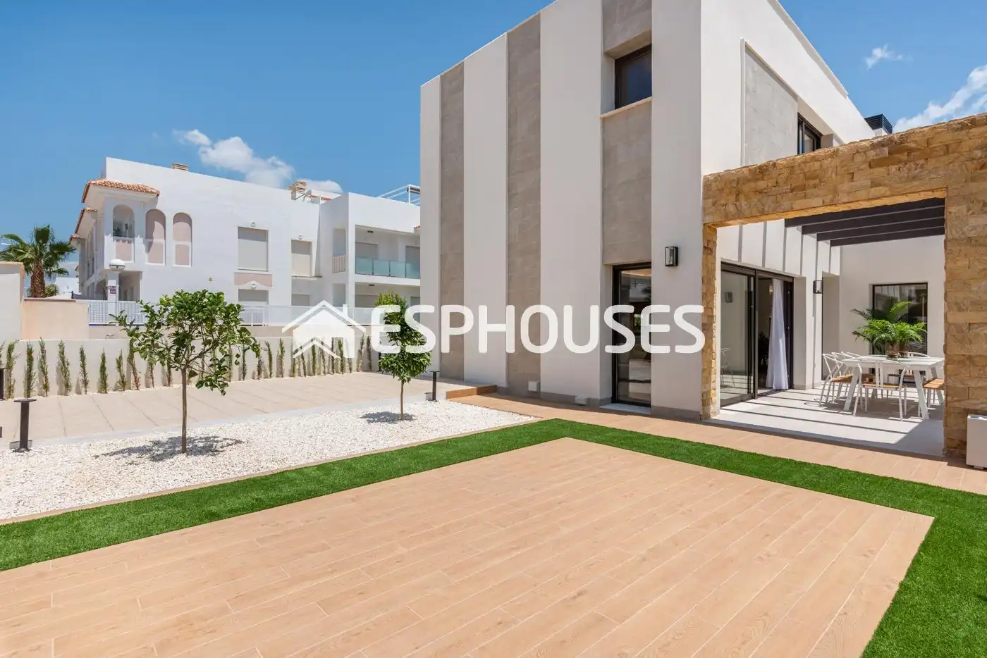 Vista exterior de Casa o chalet en venta en Rojales con Terraza, Piscina y Balcón