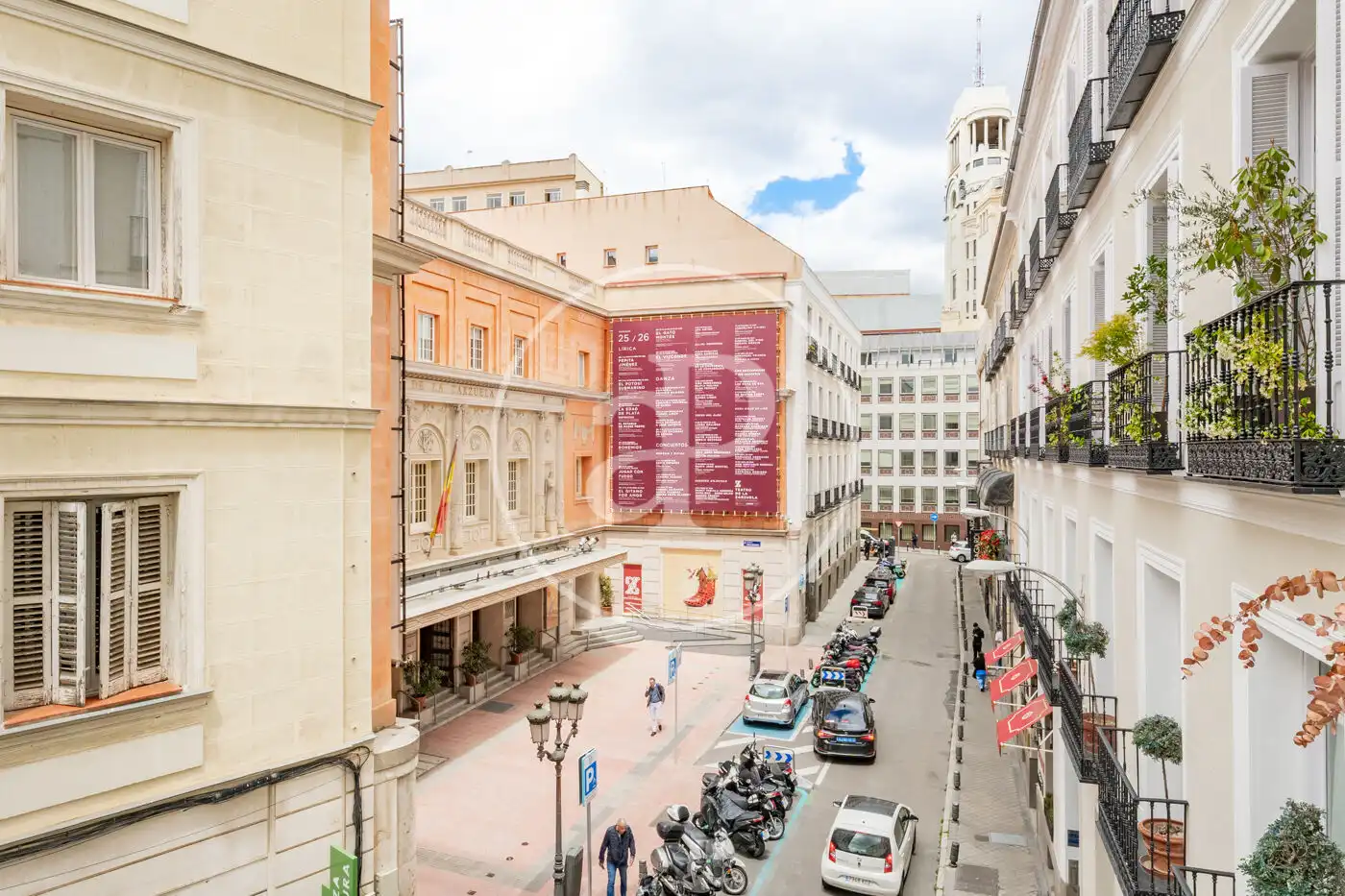 Vista exterior de Pis en venda en Madrid amb Aire condicionat, Calefacció i Balcó