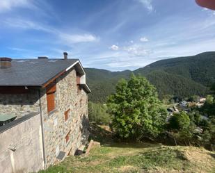 Vista exterior de Dúplex en venda en Alp amb Terrassa i Balcó