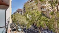 Exterior view of Flat for sale in  Barcelona Capital  with Air Conditioner, Heating and Balcony