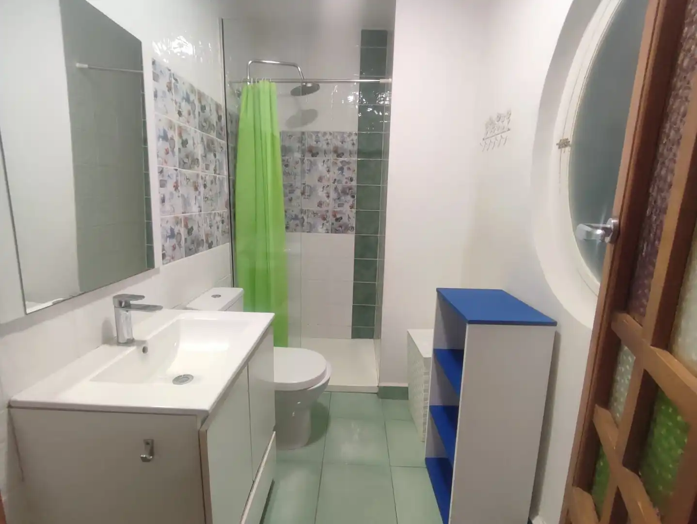 Bany de Apartament de lloguer en Cartagena amb Aire condicionat, Moblat i Forn